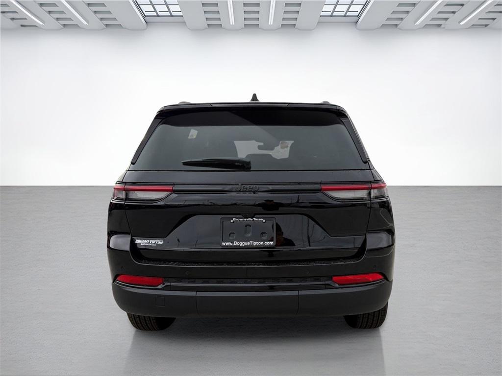 new 2025 Jeep Grand Cherokee car, priced at $39,580