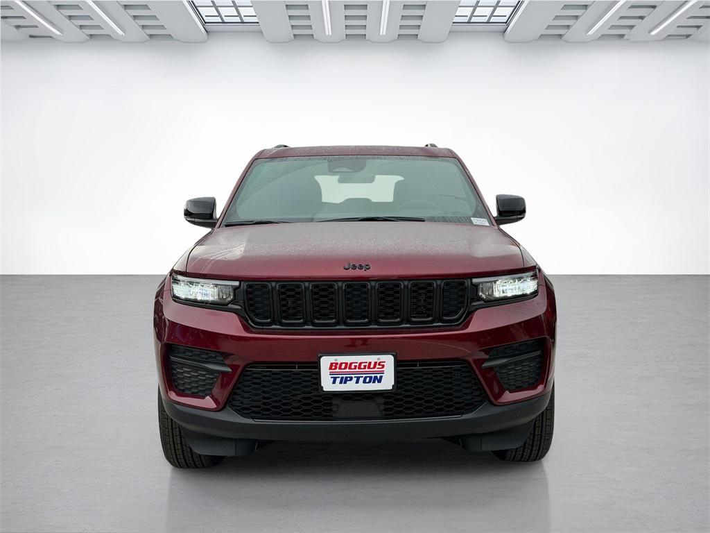 new 2025 Jeep Grand Cherokee car, priced at $38,580