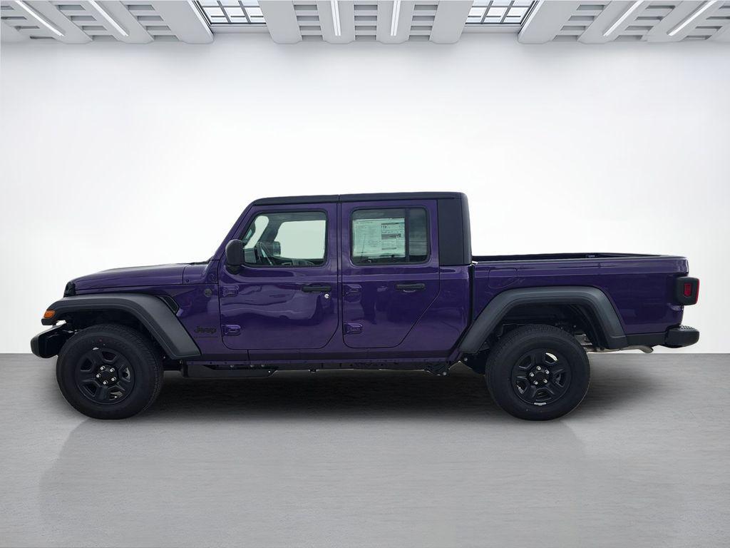 new 2026 Jeep Gladiator car, priced at $36,340