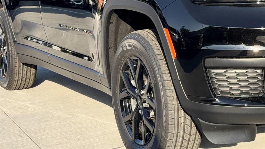 new 2025 Jeep Grand Cherokee L car, priced at $38,730