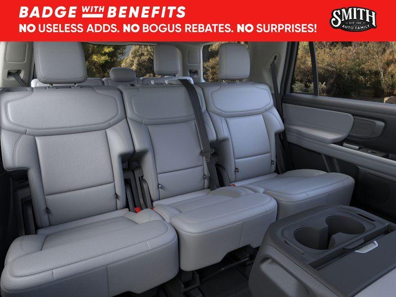 new 2025 Ford Expedition car, priced at $76,437