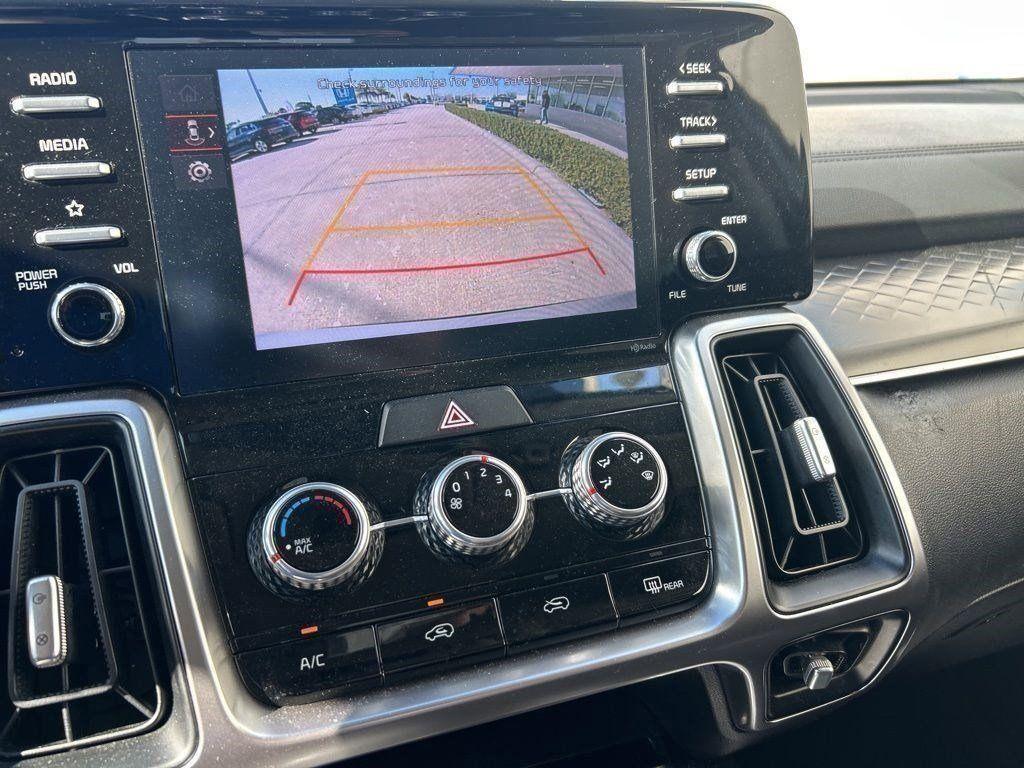 used 2022 Kia Sorento car, priced at $18,900