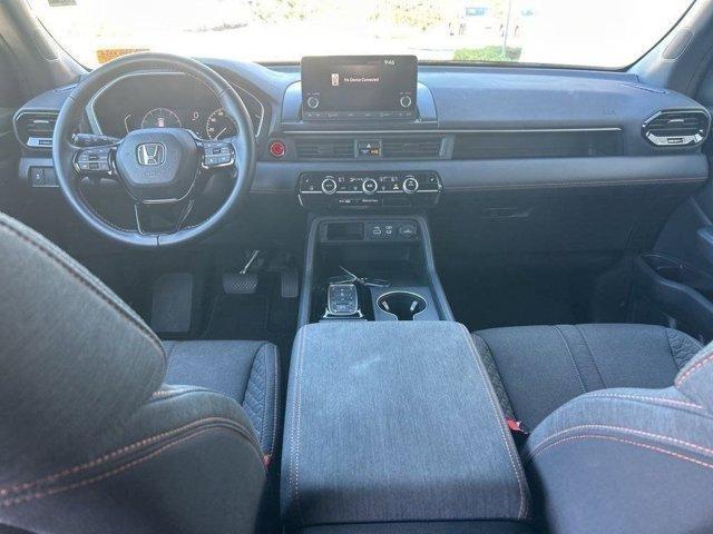 used 2023 Honda Pilot car, priced at $30,900