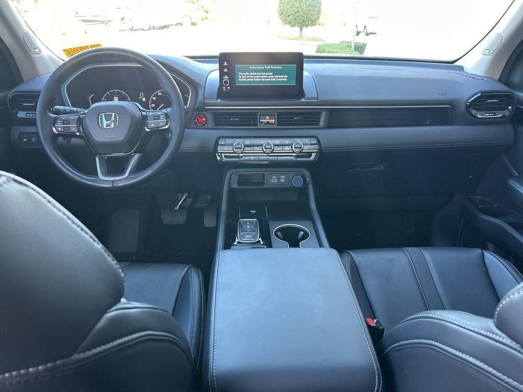 used 2024 Honda Pilot car, priced at $38,900
