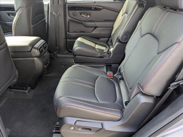 new 2025 Honda Pilot car, priced at $50,895