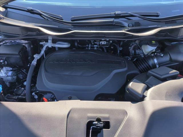 new 2026 Honda Odyssey car, priced at $44,290