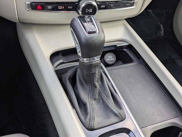 used 2021 Volvo XC60 car, priced at $31,992