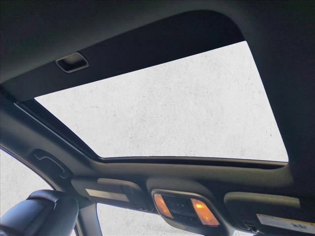 used 2015 Jeep Grand Cherokee car, priced at $13,744