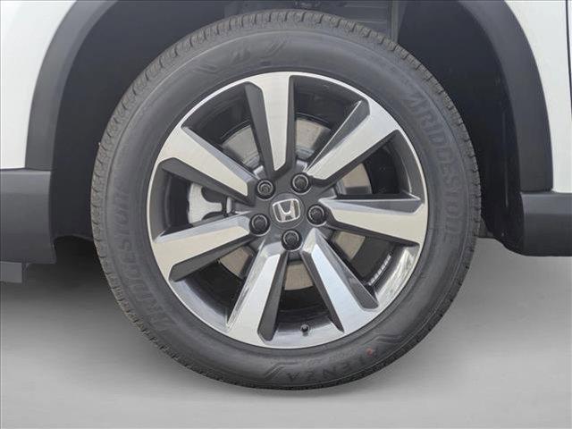 new 2025 Honda Pilot car, priced at $52,280