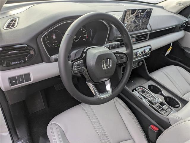 new 2025 Honda Pilot car, priced at $52,280
