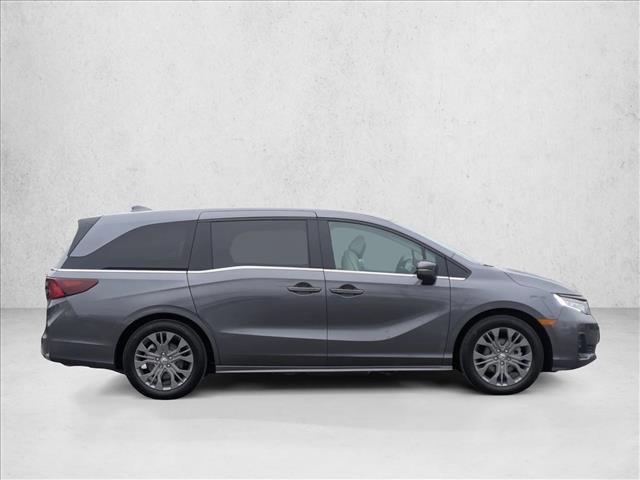 used 2025 Honda Odyssey car, priced at $41,471
