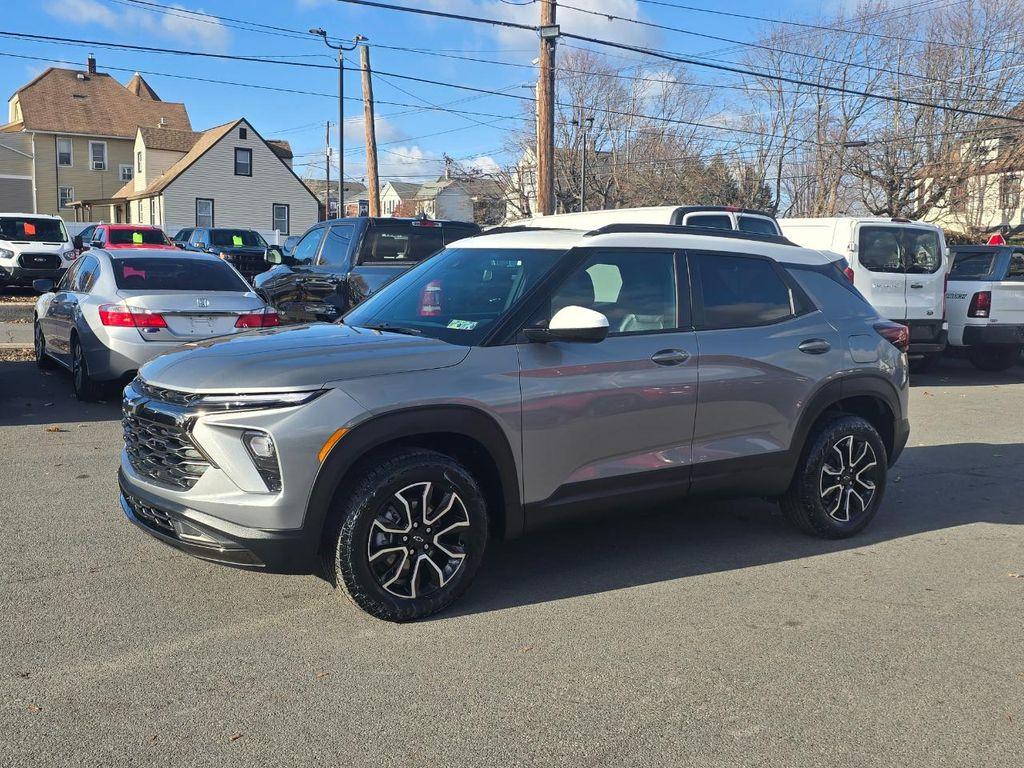 used 2024 Chevrolet TrailBlazer car, priced at $25,995