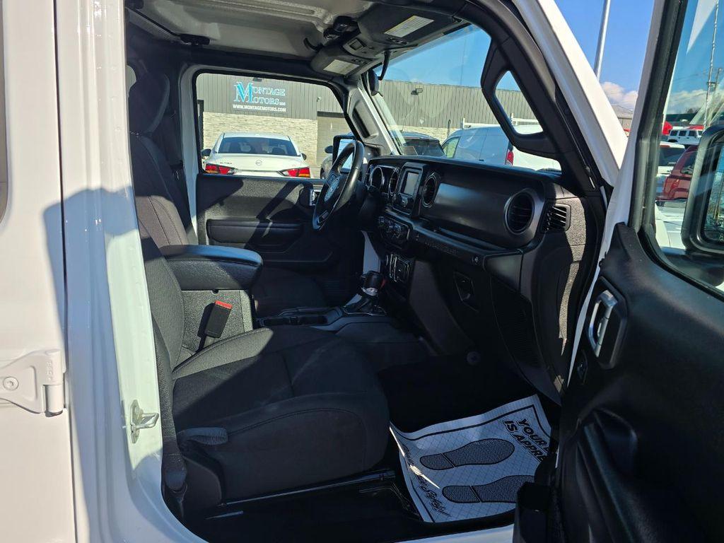 used 2021 Jeep Wrangler Unlimited car, priced at $28,995