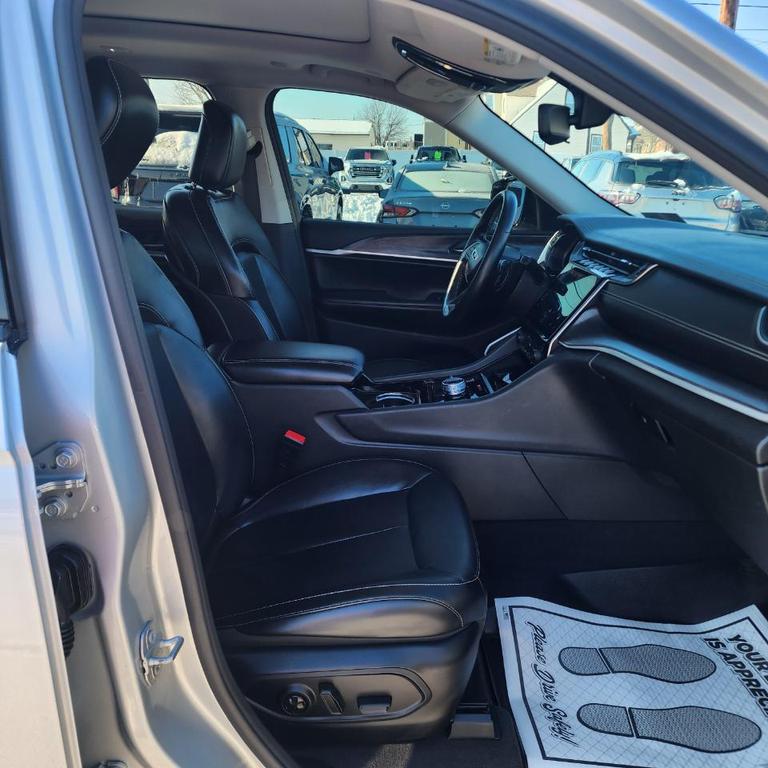 used 2021 Jeep Grand Cherokee L car, priced at $22,995