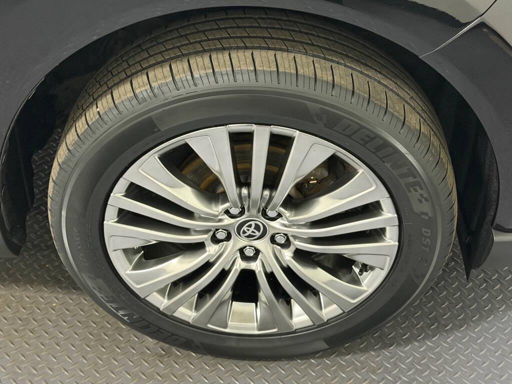 used 2021 Toyota Venza car, priced at $17,999