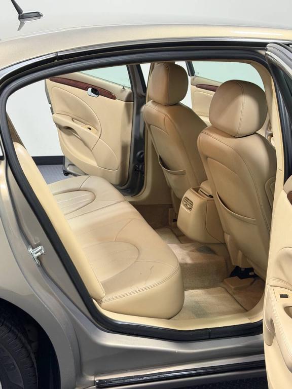 used 2006 Buick Lucerne car, priced at $7,999