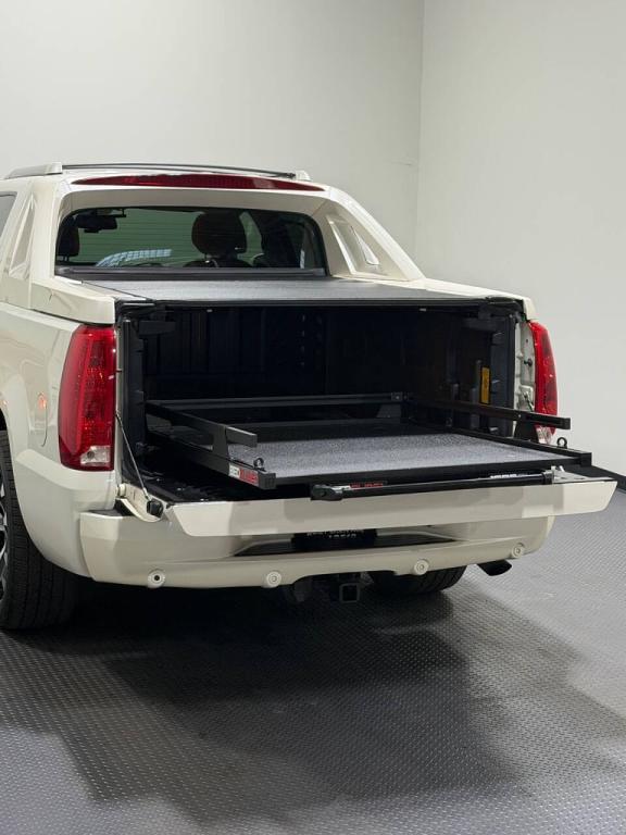 used 2013 Cadillac Escalade EXT car, priced at $23,999