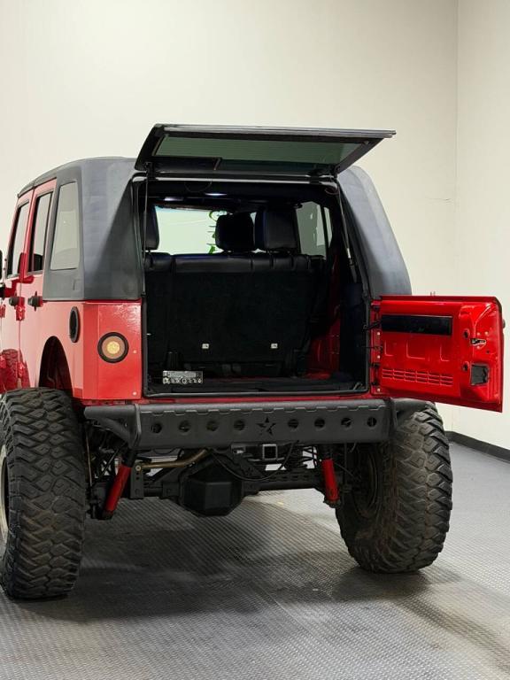 used 2015 Jeep Wrangler Unlimited car, priced at $24,999