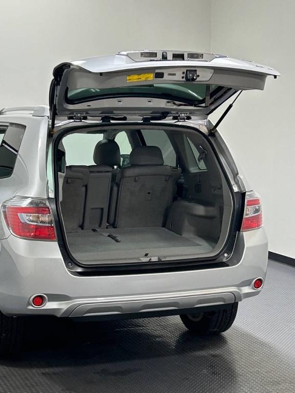 used 2010 Toyota Highlander Hybrid car, priced at $9,499