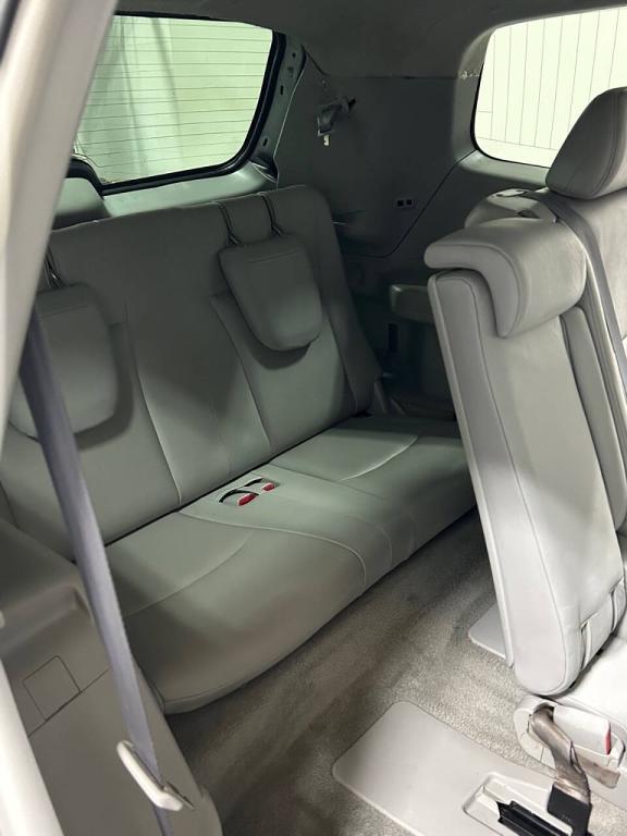 used 2010 Toyota Highlander Hybrid car, priced at $9,499