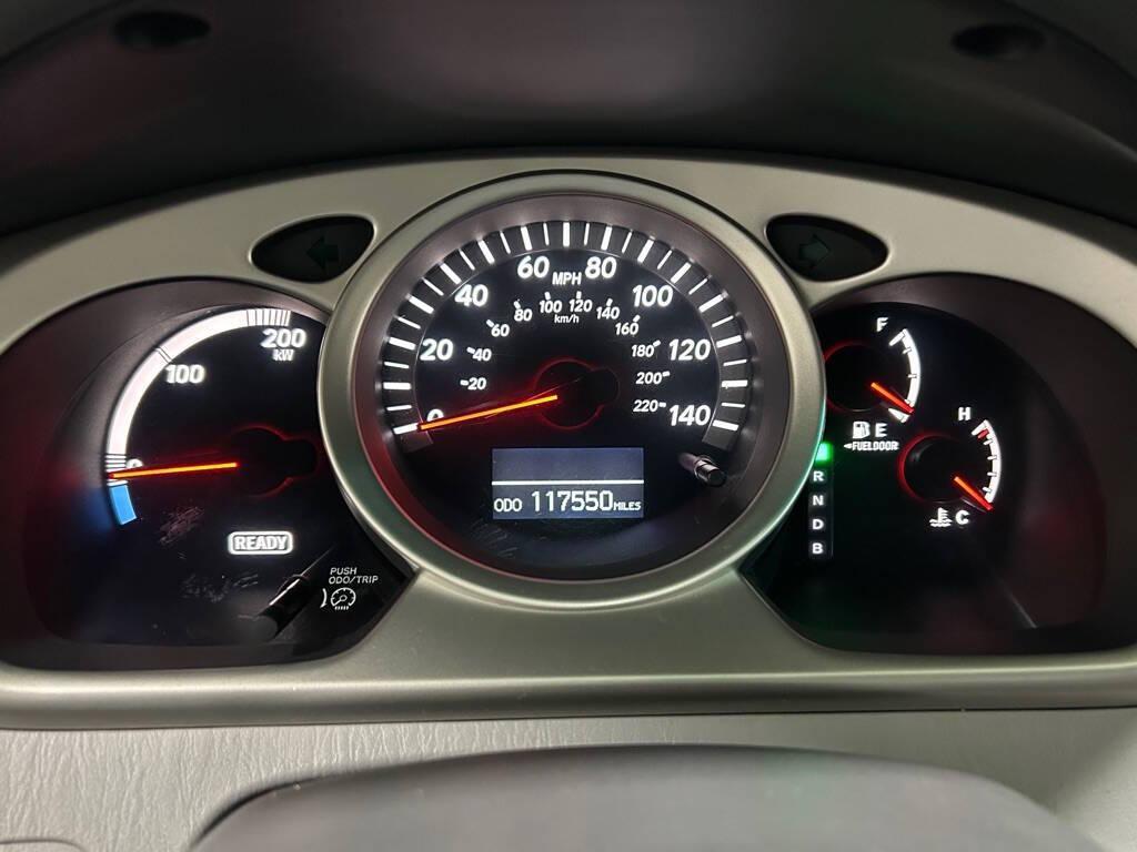 used 2006 Toyota Highlander Hybrid car, priced at $7,999