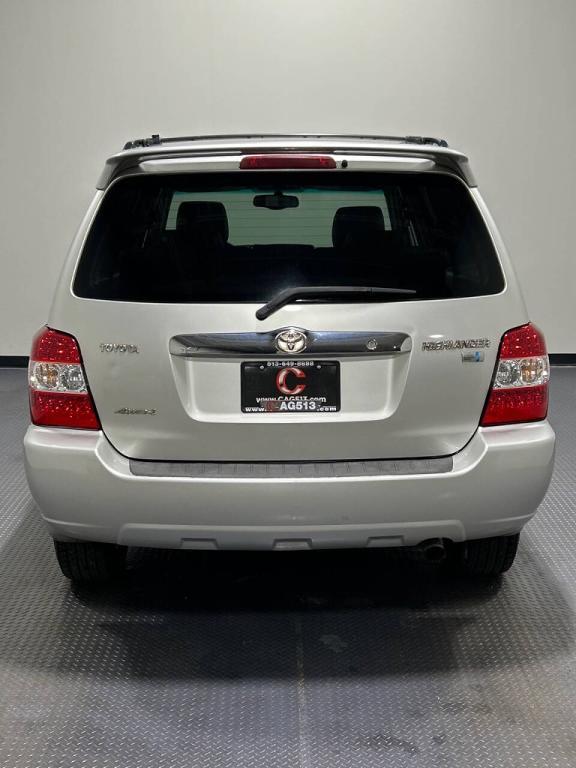 used 2006 Toyota Highlander Hybrid car, priced at $7,999