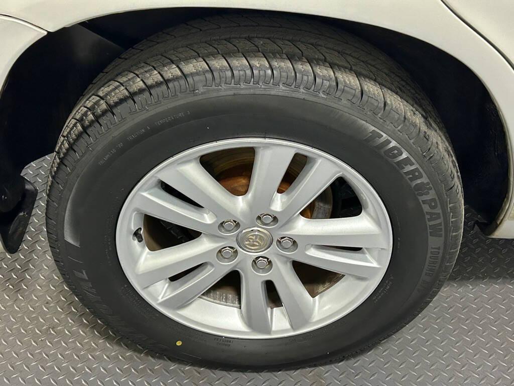 used 2006 Toyota Highlander Hybrid car, priced at $7,999