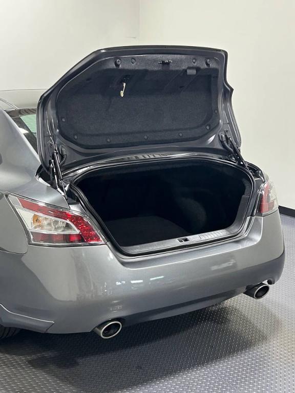 used 2014 Nissan Maxima car, priced at $7,999