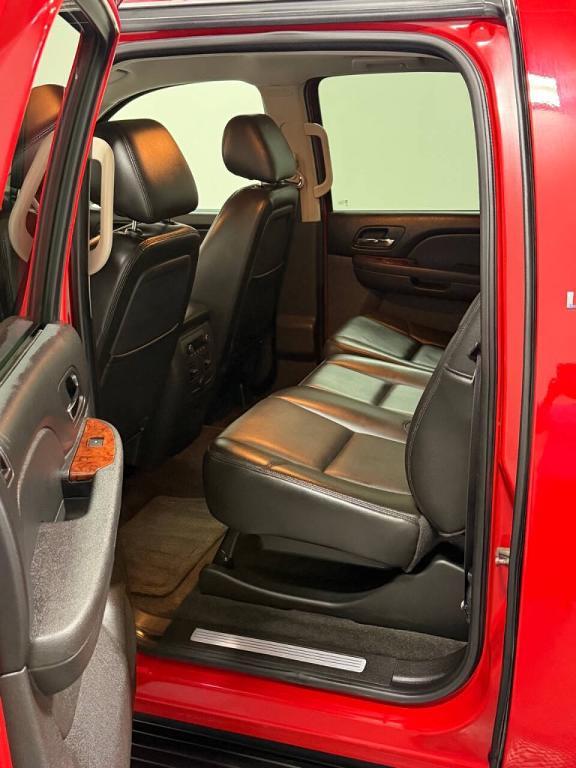 used 2011 Chevrolet Avalanche car, priced at $12,999