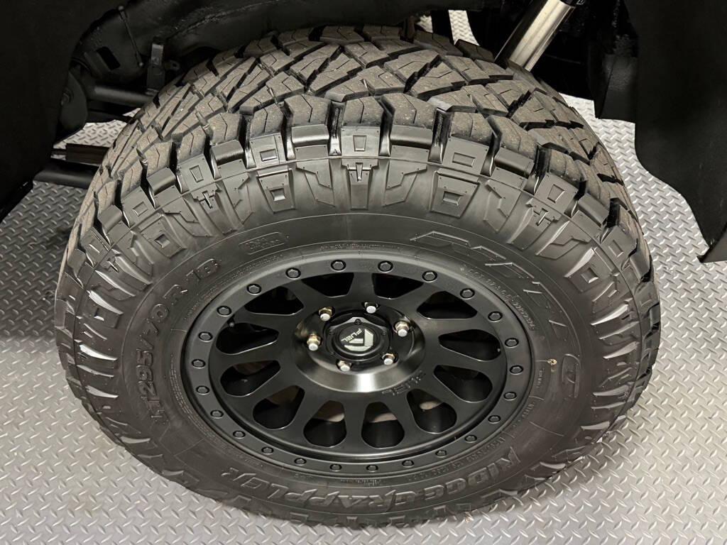 used 2015 Chevrolet Suburban car, priced at $24,999