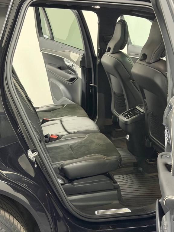 used 2019 Volvo XC90 car, priced at $18,499