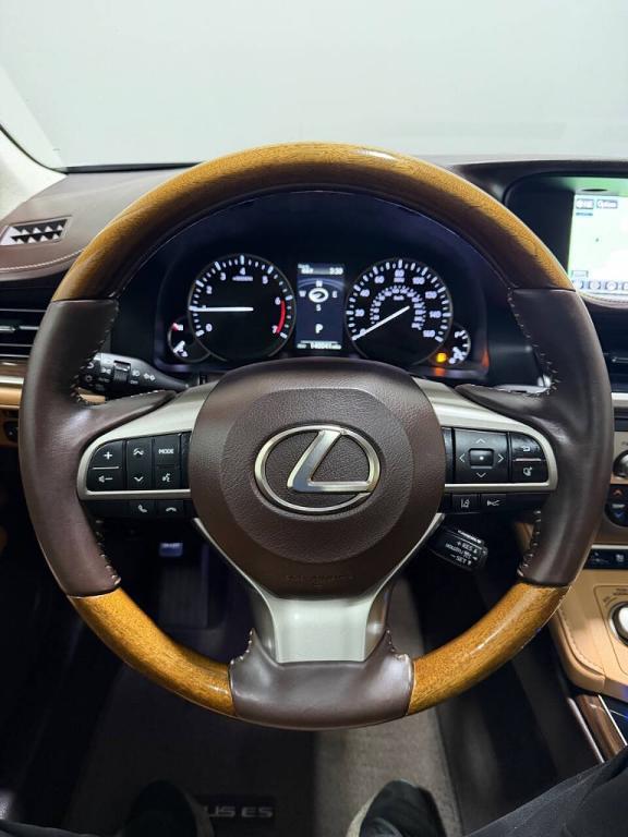 used 2016 Lexus ES 350 car, priced at $14,999