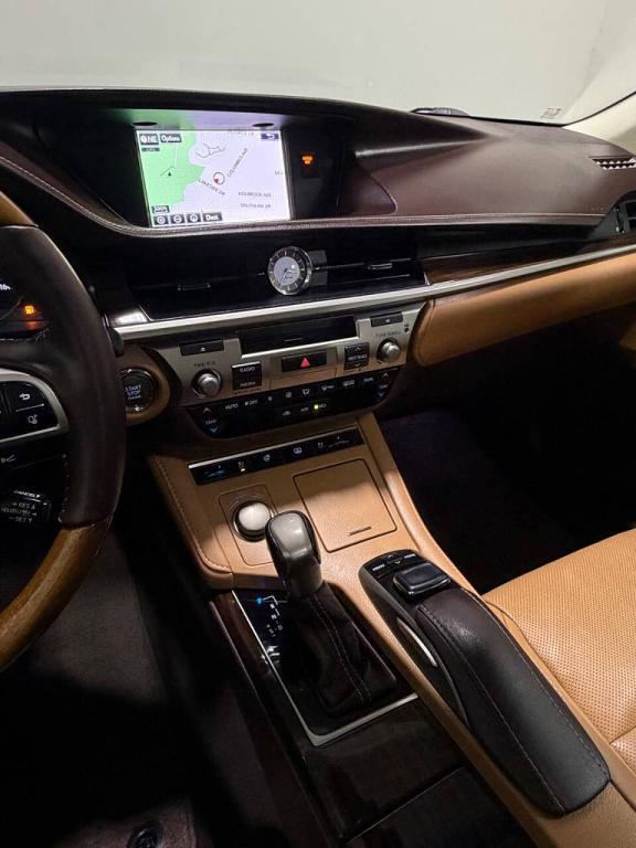 used 2016 Lexus ES 350 car, priced at $14,999