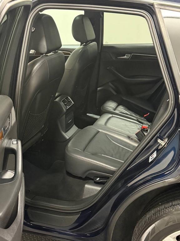 used 2011 Audi Q5 car, priced at $9,999