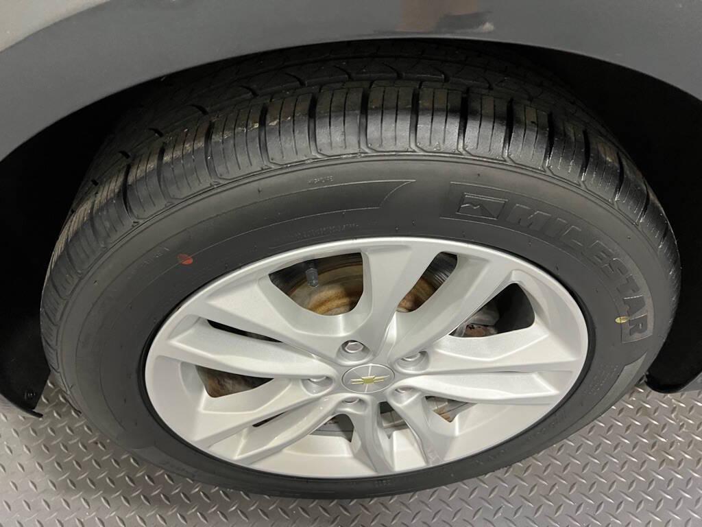 used 2017 Chevrolet Malibu car, priced at $8,999