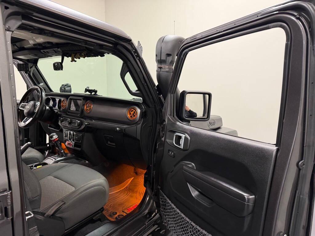used 2021 Jeep Gladiator car, priced at $33,999