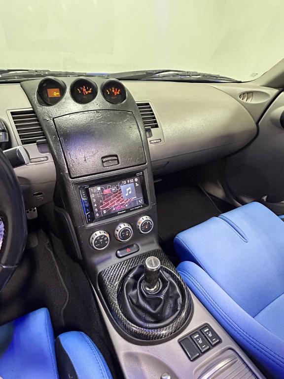 used 2006 Nissan 350Z car, priced at $9,499