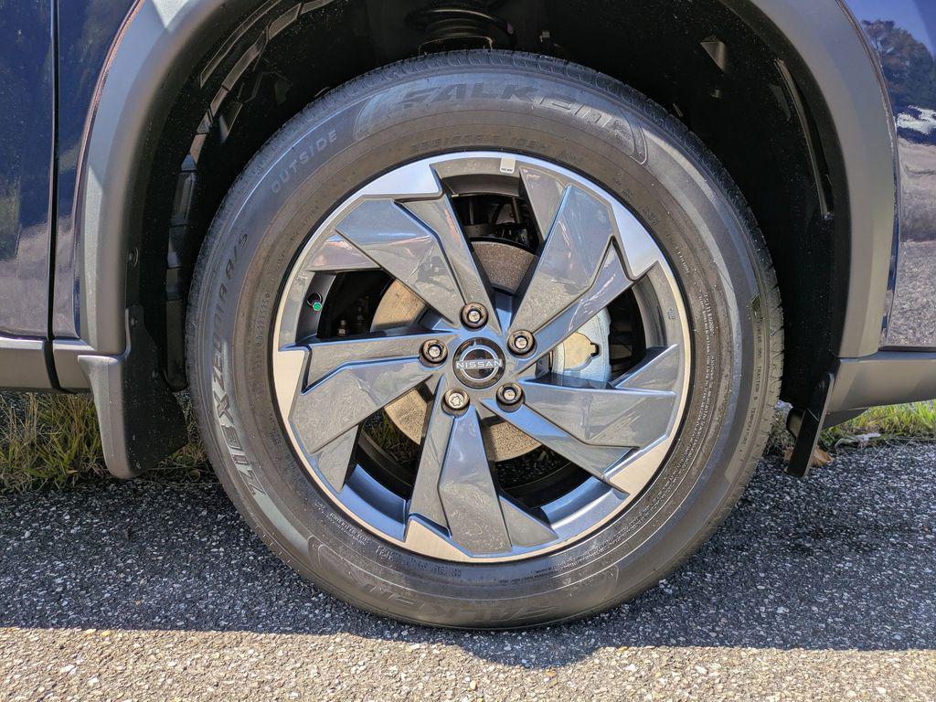 new 2026 Nissan Rogue car, priced at $25,767