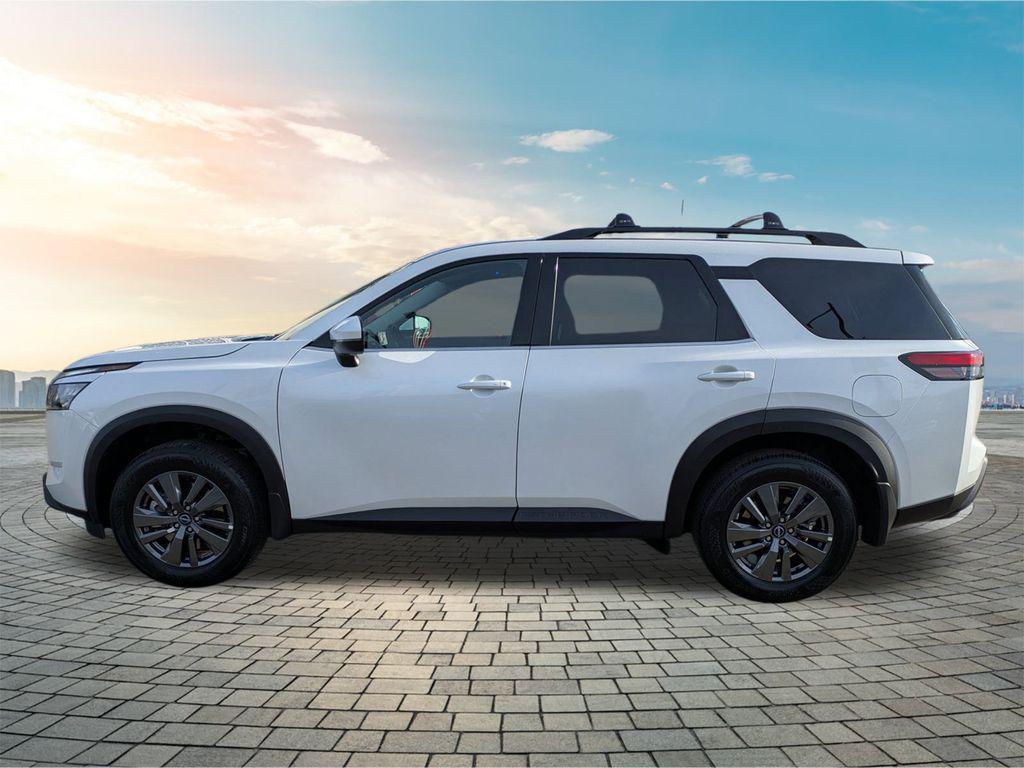 new 2025 Nissan Pathfinder car, priced at $33,632