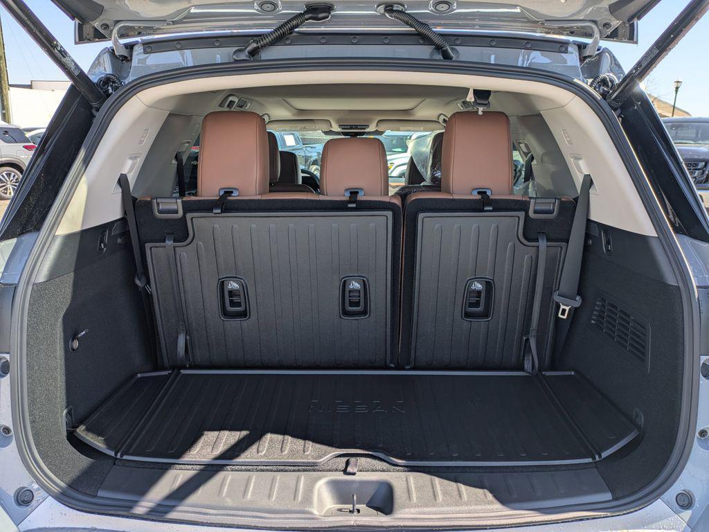 new 2025 Nissan Pathfinder car, priced at $47,000