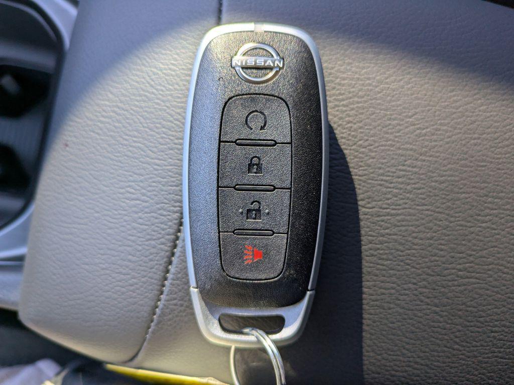 2026 Deep Blue Pearl Nissan Kicks