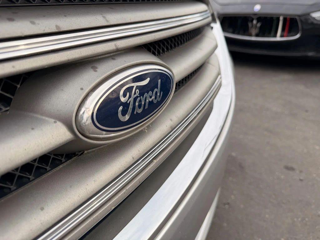 used 2016 Ford Taurus car, priced at $9,991