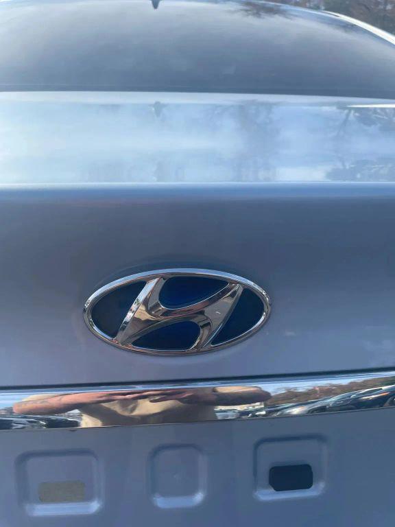 used 2013 Hyundai Sonata Hybrid car, priced at $7,991