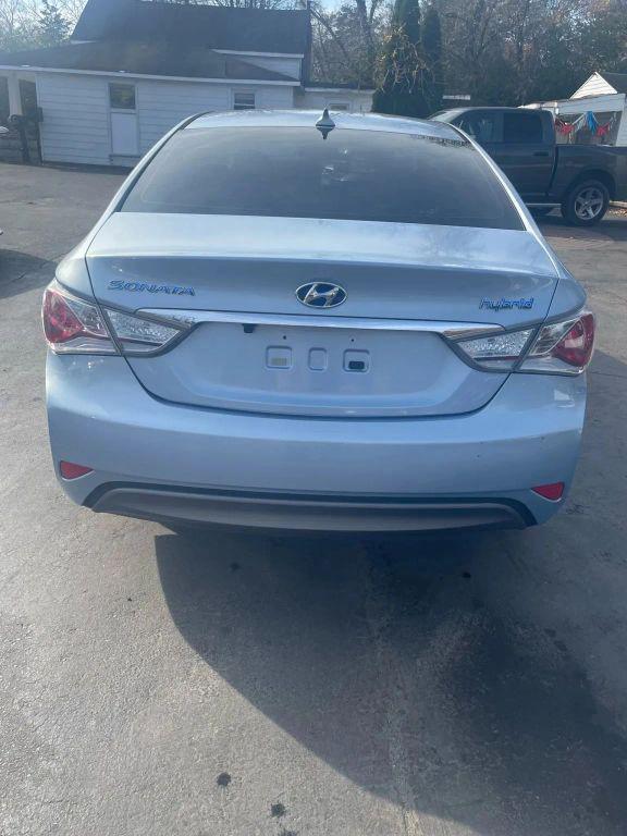 used 2013 Hyundai Sonata Hybrid car, priced at $7,991