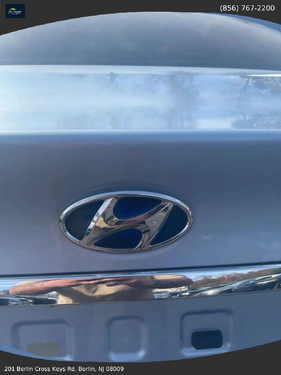 used 2013 Hyundai Sonata Hybrid car, priced at $7,991