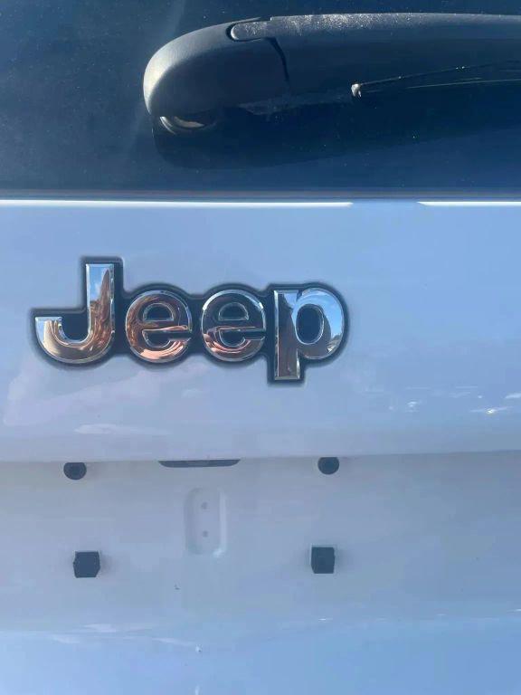 used 2019 Jeep Cherokee car, priced at $14,991