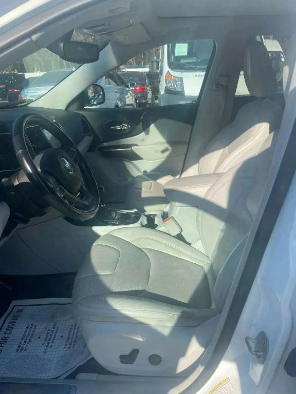 used 2019 Jeep Cherokee car, priced at $14,991