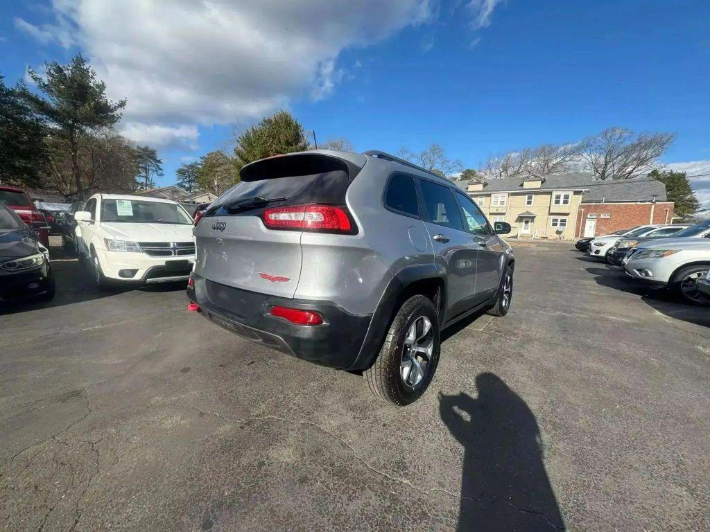 used 2016 Jeep Cherokee car, priced at $12,991