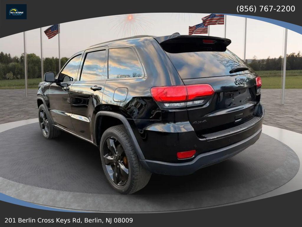 used 2017 Jeep Grand Cherokee car, priced at $12,892