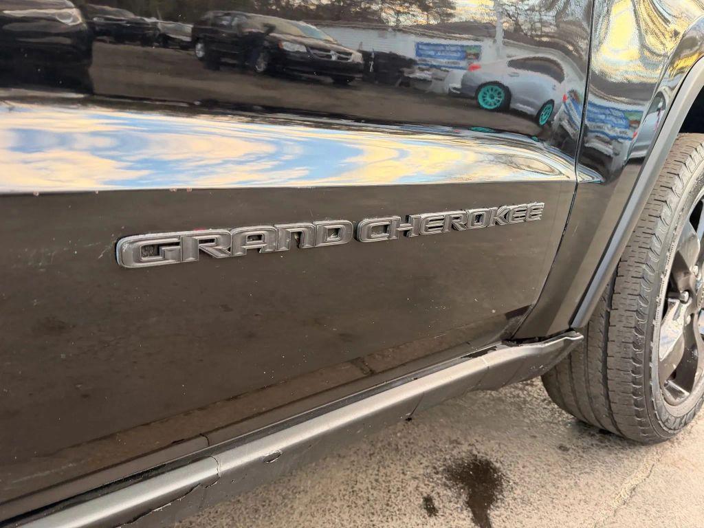 used 2017 Jeep Grand Cherokee car, priced at $12,991